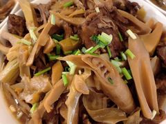 -爱的果实月嫂育婴师(世纪东方店)