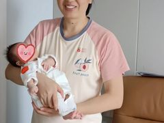 -乐禧母婴全自营月嫂(宝山店)