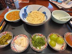 -寄畅興·百年蟹黄面·万国建筑群(外滩27号店)