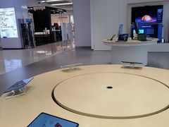 -华为授权体验店(中山公园来福士)