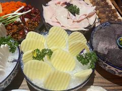 -旧街市鲜货老火锅(大光路店)