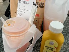 -肯德基(东安路站店)