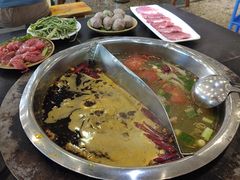 -重庆风光老灶火锅城(同德广场店)