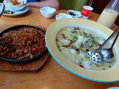 -湘阁里辣(南岭购物广场店)