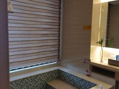 -兴芮温泉度假区