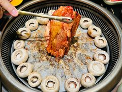 -梨花自助烤肉(西三旗万象汇黑金店)