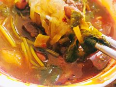 牛肉酸辣粉-小杨生煎(乐坊虹井店)
