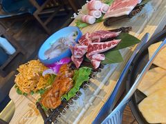 -明洞阿姨·韩式酱蟹烤肉·创意料理(三元桥店)