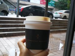 -星巴克臻选(青岛麦凯乐分店)