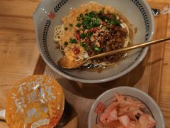 -呼啦面馆·头牌豌杂面(珠江国际B区店)