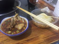 石灰市芋儿鸡-石灰市毛记烧鸡公(解放碑店)