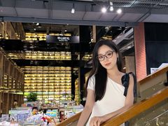 -半山书局(新世纪商城店)