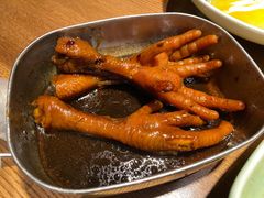 弄堂里的卤鸡爪-弄堂里·寻味杭州(湖滨银泰in77C区店)