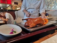 北京烤鸭-老知青·铁锅炖(集美万达店)