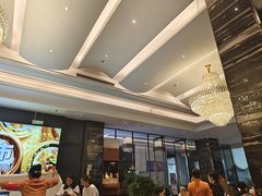 -万龙洲海鲜(大兴绿地缤纷城店)