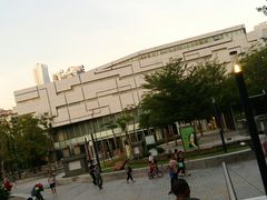 -南山图书馆(常兴路店)
