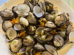 -三亚火车头万人海鲜广场