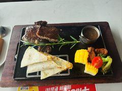 -豪客来牛排(雄峰城店)