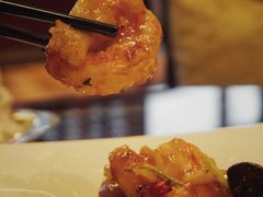 黑蒜大千爆虾球-北京四季酒店·采逸轩