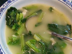 -水上人家民俗餐厅(洱海公园店)