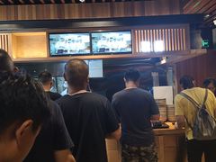 -亮亮面馆(经六路店)