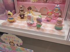 -泡泡玛特POPMART(杭州乐堤港店)