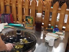 -屯老二农家铁锅炖·行业领军者(梅江店)