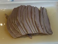 -老人和饭店(淮海中路店)