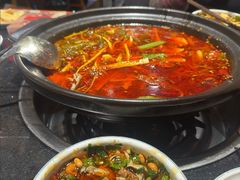 -小饕荟雅安贡椒鱼鲜馆(广福桥店)