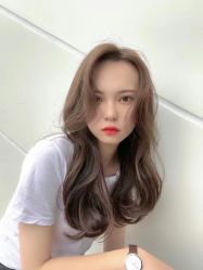 -洛施奇烫发染发沙龙