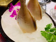 -尚尚仙·酸汤猪手·猪肚鸡火锅(华联万柳购物中心店)