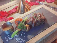 -YUE·6·西式融合餐厅(外滩六号店)