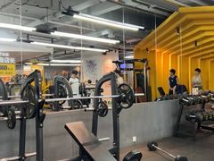 -超鹿运动(五四路恒力城店)