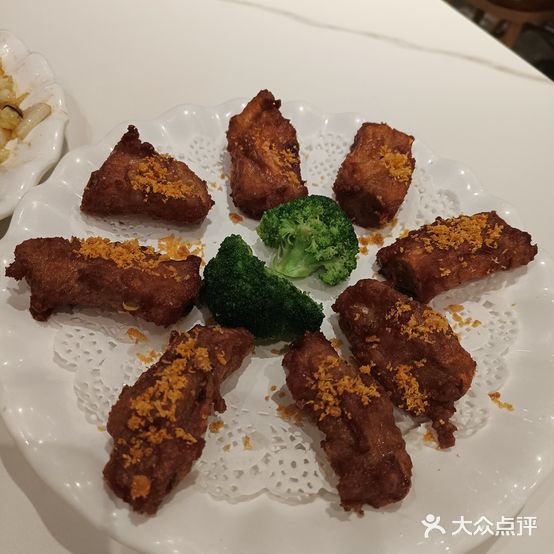 尊煌茶餐厅(年年丰店)