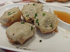-小杨生煎(金山百联购物中心3楼店)