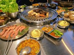 -哈哈碳都·牛肋条无限自助烤肉(宝龙店)