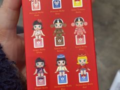 -泡泡玛特POPMART(国金街店)