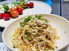 香葱拌笋衣-小大董·烤鸭(观景餐厅·南京西路店)