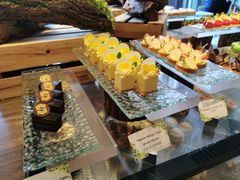 -两咖啡自助餐厅(静安香格里拉酒店)