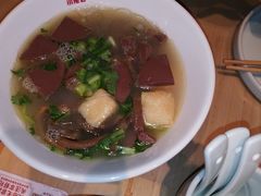 弄堂鸭血粉丝汤-弄堂小笼包(天津南开大悦城店)