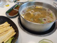 -煲王粤菜餐厅(中侨中心店)