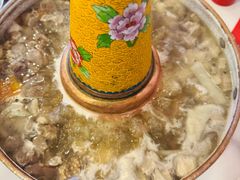 -毛辣果·贵州红酸汤牛肉火锅(西单店)