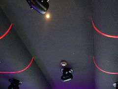 -星聚会KTV(外滩南京路旗舰店)