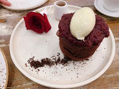 -FLOVIE FLORIST CAFE