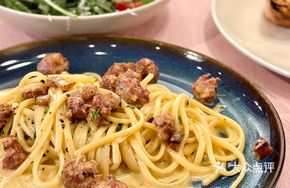 Creamy Egg Sauce Italian Sausage Flat Pasta