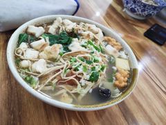 -铁蛋鸡汤刀削面(草滩六路店)