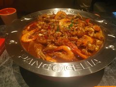 -胖哥俩肉蟹煲(长沙高铁吾悦广场店)