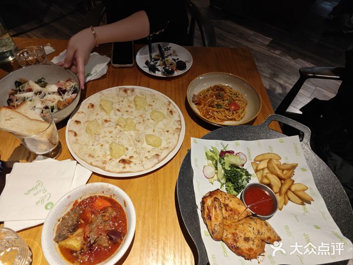 JINNS锦时 steak&pizza(浸信会礼拜堂旧址店)图片