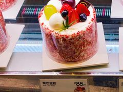 爱恋蛋糕-巴黎贝甜(华堂新辰汇店)