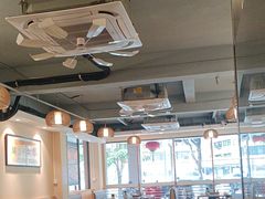 -胡须佬鸡煲四季火锅店(石厦西村直营店)